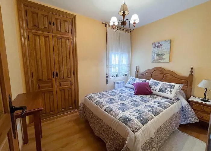 La Nava De Gredos Acogedor Piso Con Vistas